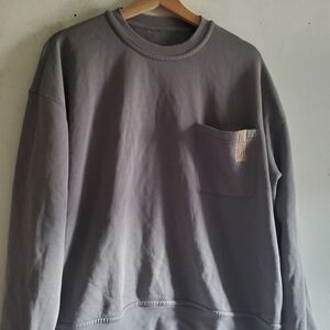 LUNYA Silksweatshirt Size Large.